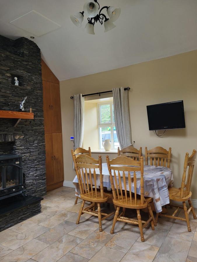 Colleen Bawn Cottage Gap Of Dunloe Kerry Laune Bridge Bagian luar foto